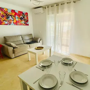 https://apartamento-playa-san-rafael.1costadelsol.com
