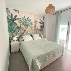 Junto Al Mar, Edificio La Dorada En Fuengirola